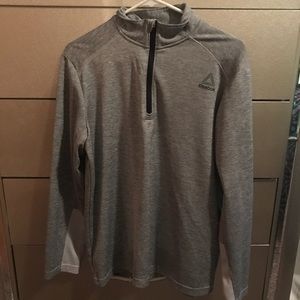 Half zip pullover